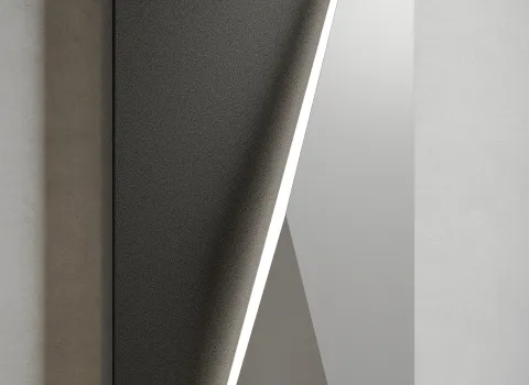 Detailansicht des vertikalen Polygon Designheizkörpers in Anthrazit mit integrierter LED-Beleuchtung.