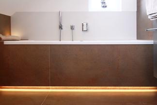 Repabad Badewanne mit Unterleuchtung