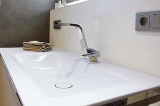 Referenzen Stuebler - Komplettbad, Waschbecken, Armatur