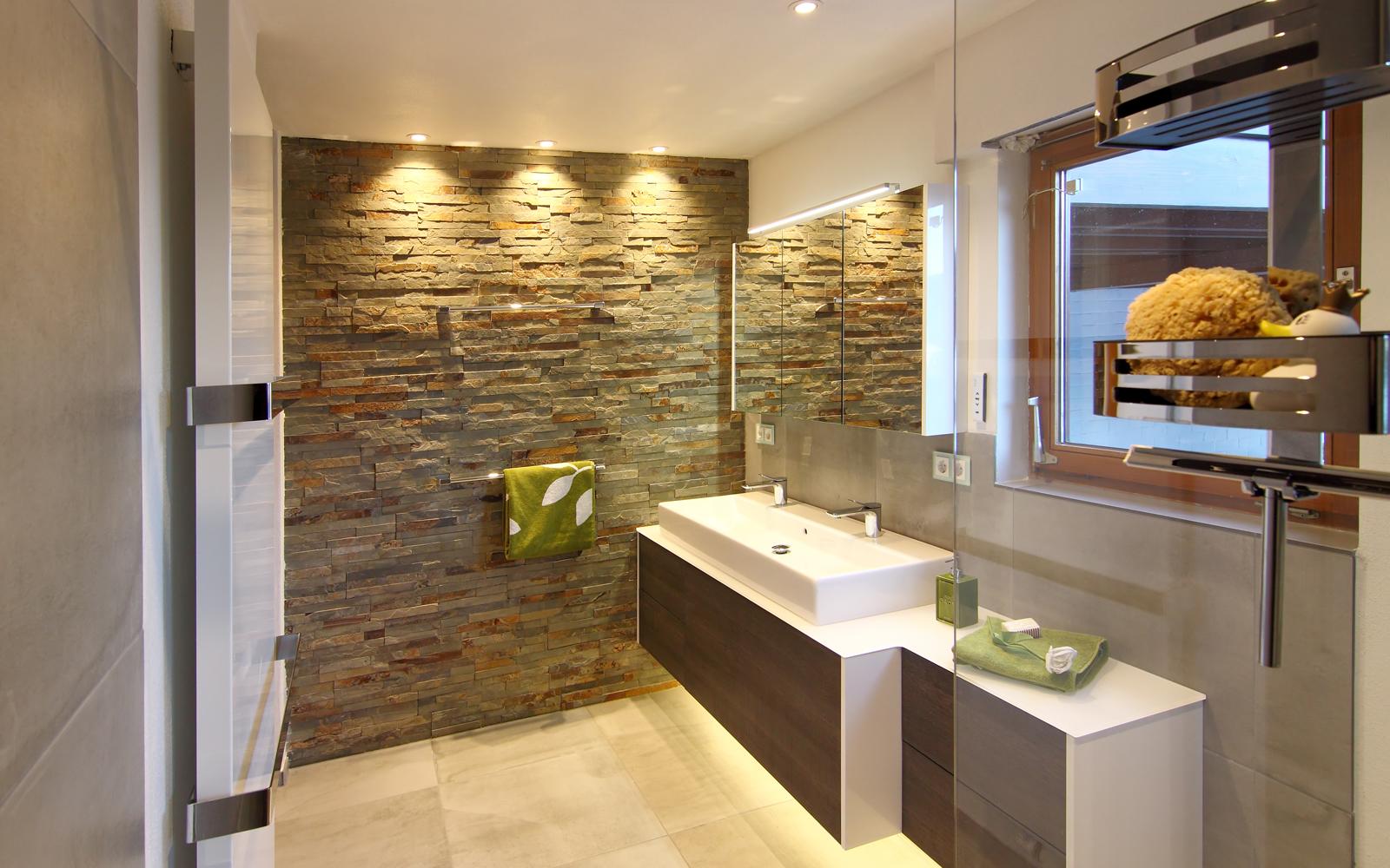 referenzen-badezimmer/gelungene-badkomplettsanierung-mit-stil referenzen-badezimmer/gelungene-badkomplettsanierung-mit-stil