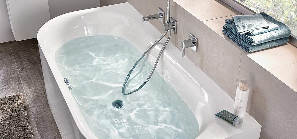  Lux Oval I Silhouette (mit Wasser)