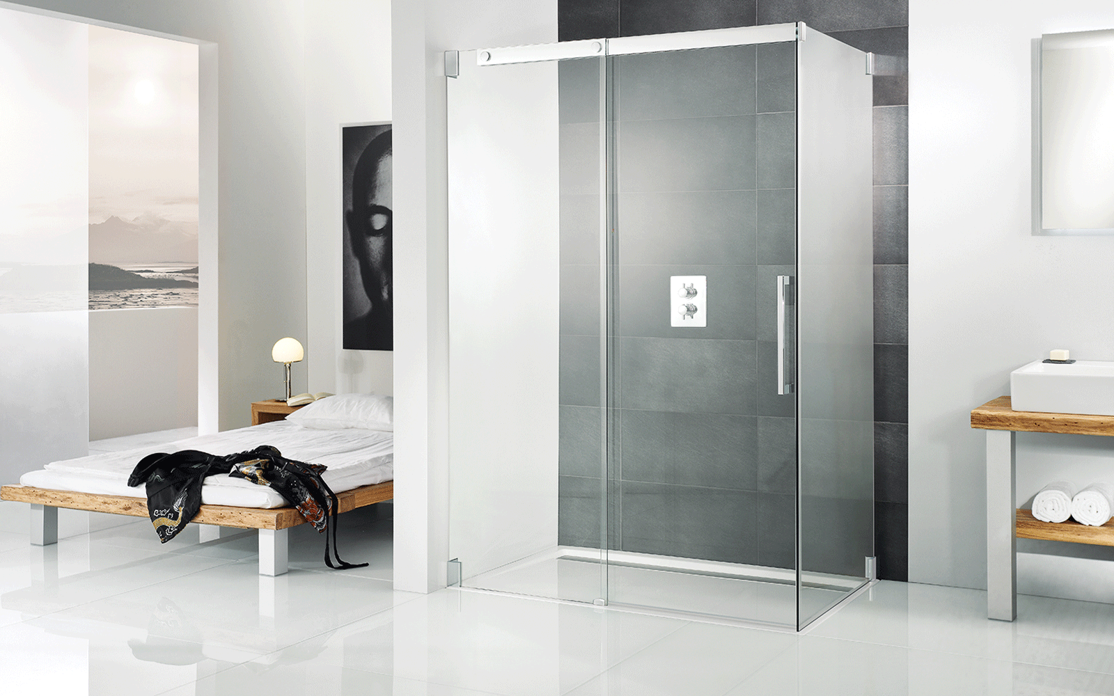 Duschabtrennung aus Glas